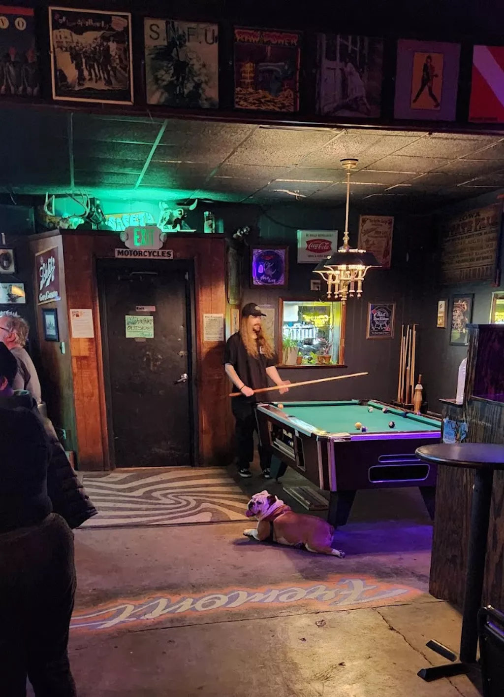 Maggie's Rumble Room | Play pool in Des Moines, IA | ChalkySticks ...