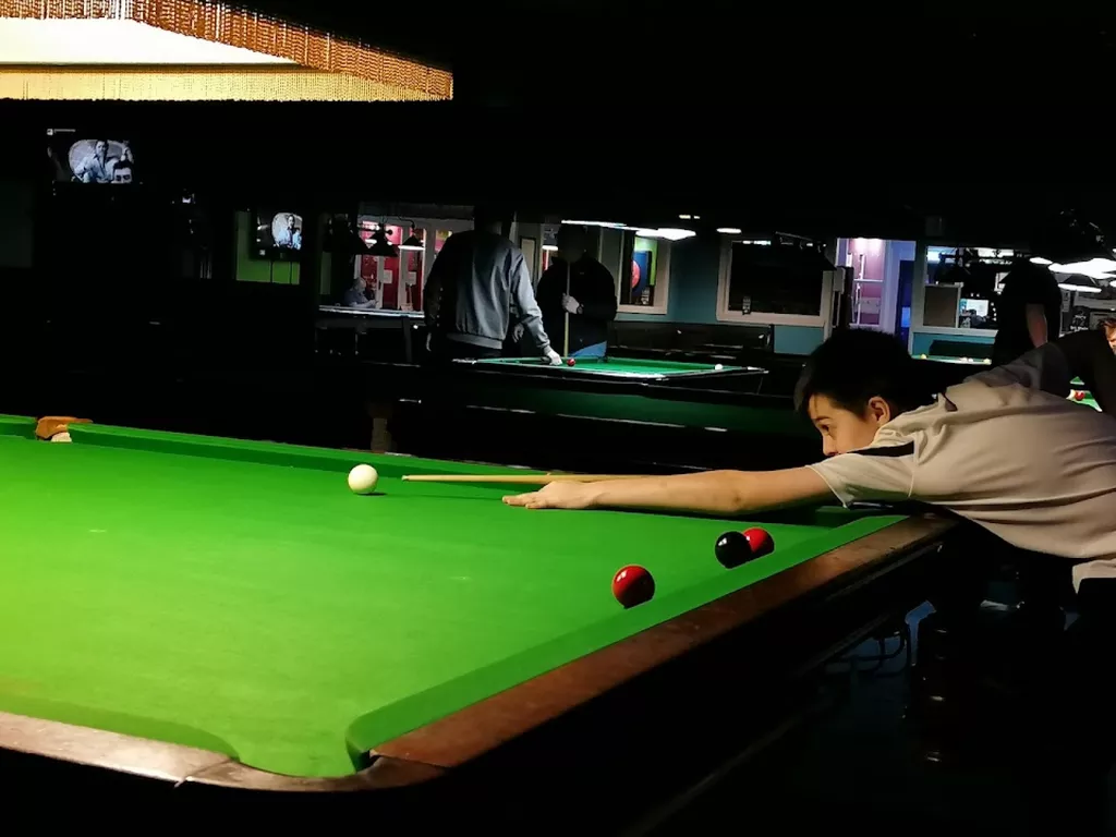Shandon Snooker & Pool Edinburgh | Play pool in Edinburgh, Scotland