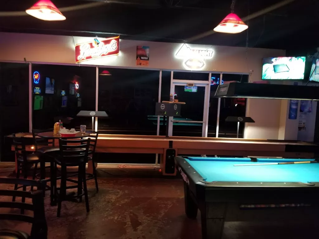 Marty's Sports Bar | Play pool in Springfield, MO | ChalkySticks - Find ...