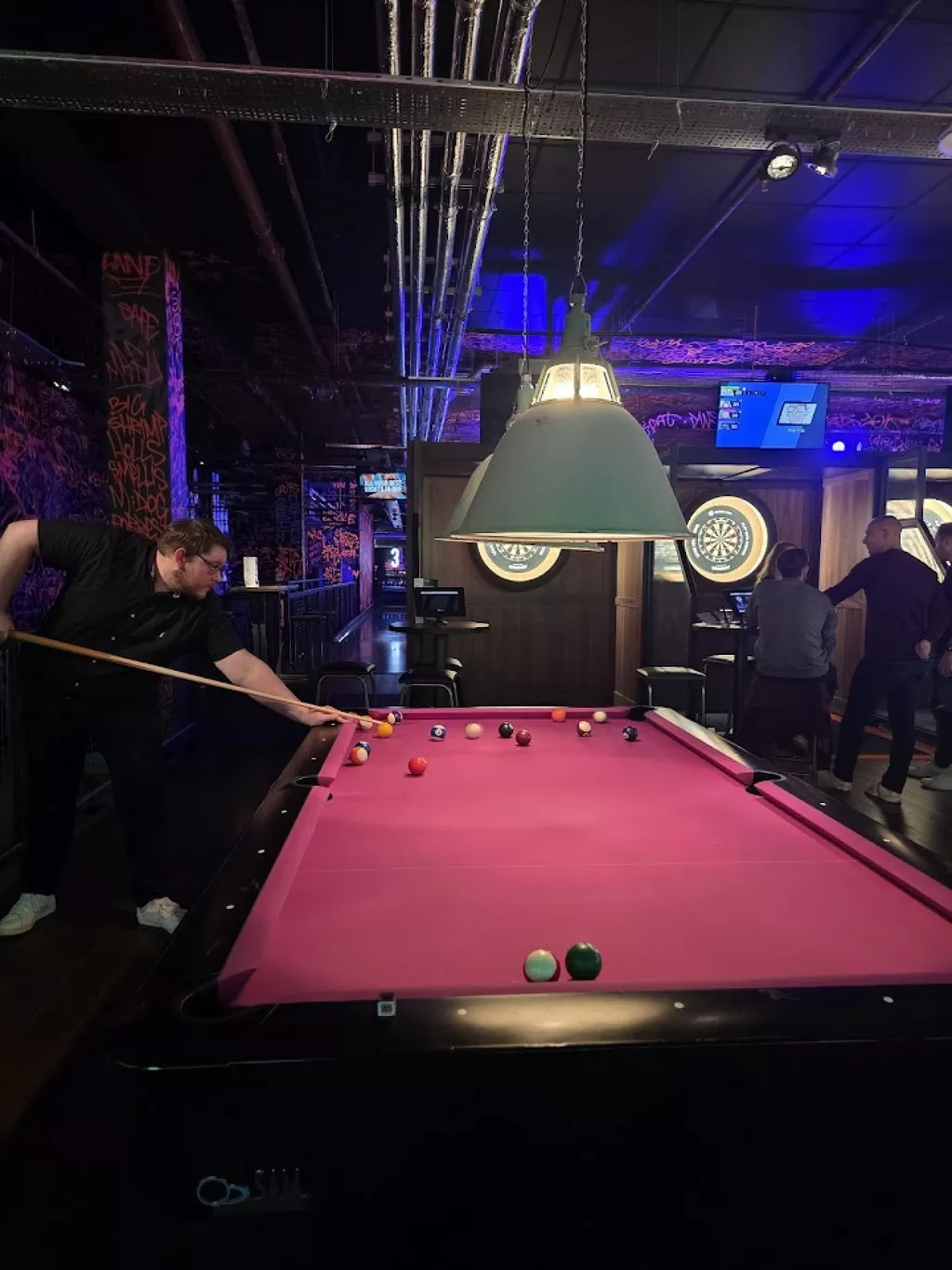 Lane7 Edinburgh | Play pool in Edinburgh, Scotland | ChalkySticks ...