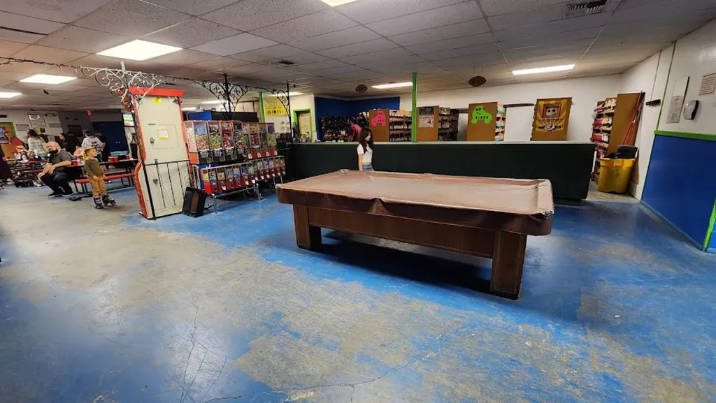 Merced's Pool Table ROLLERLAND | Play pool in Merced, CA | ChalkySticks - Find, Play, and ...