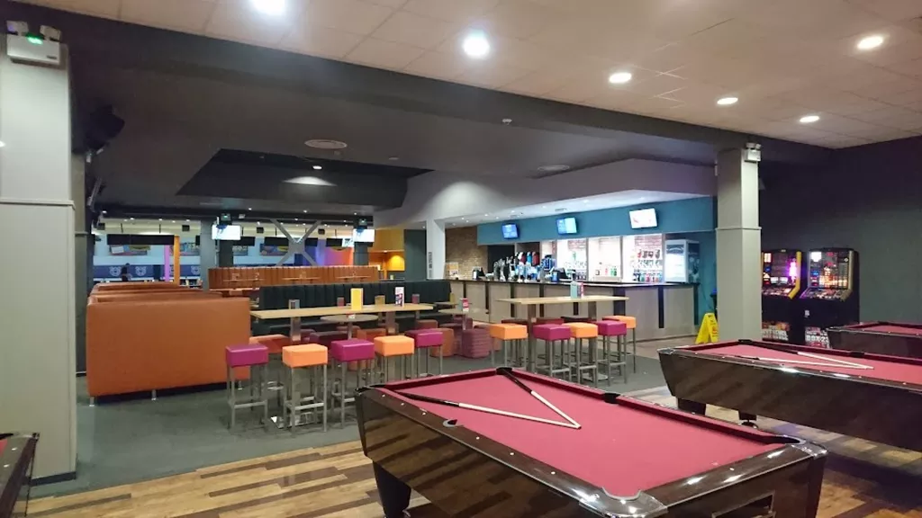 Tenpin Blackburn | Play pool in Blackburn, England | ChalkySticks ...