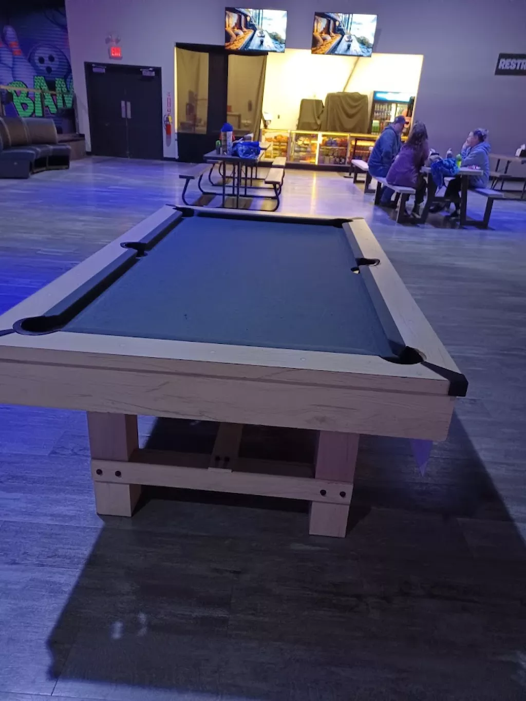 The Rush Funplex | Play pool in Kansas City, MO | ChalkySticks - Find ...