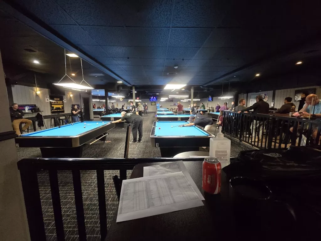 Legends Billiards & Lounge | Play pool in Brantford, ON | ChalkySticks ...