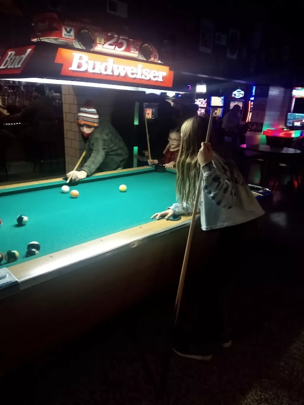 Ziggy's Bar & Grill | Play pool in Marseilles, IL | ChalkySticks - Find ...