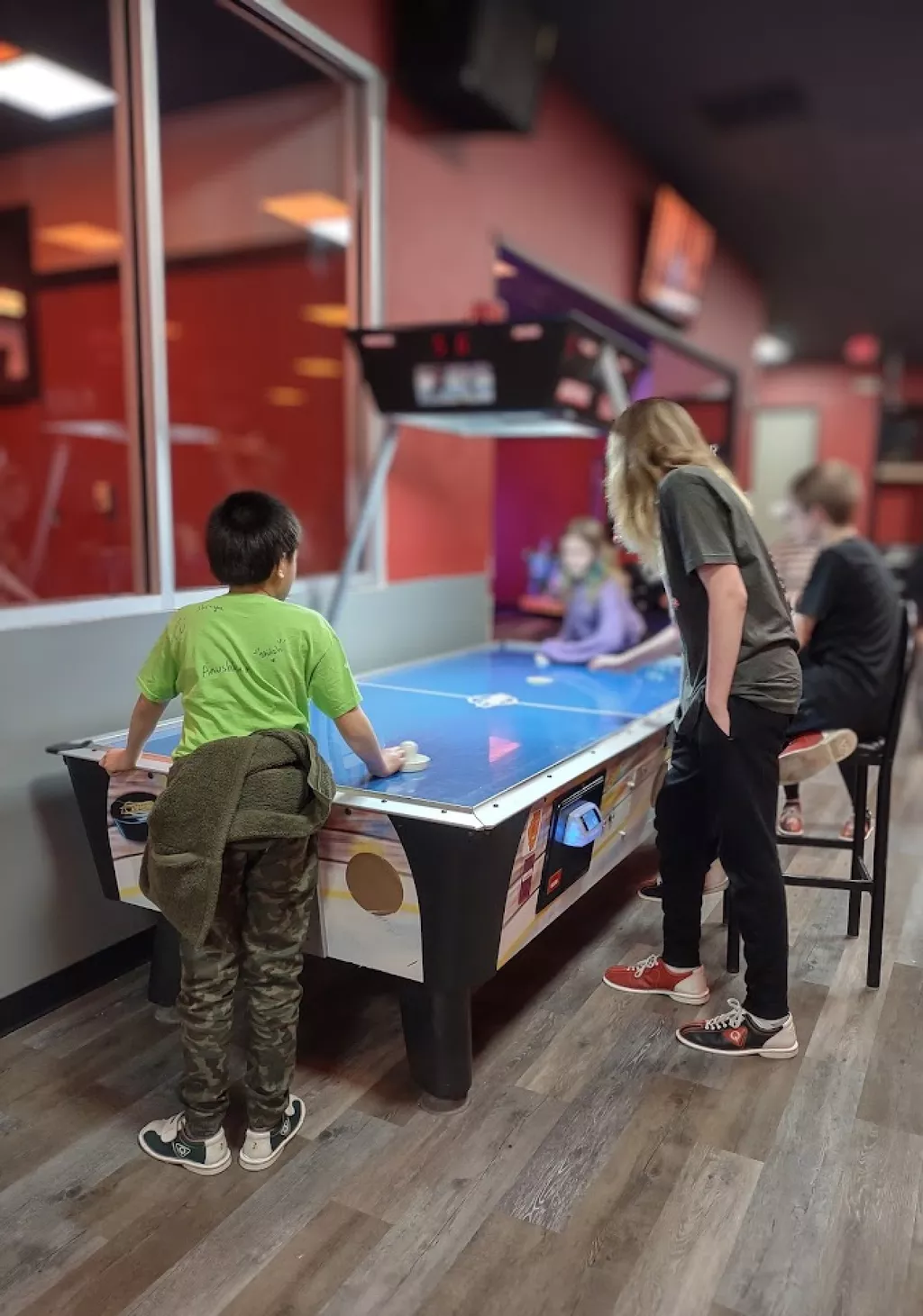 Main Gate Bar & Grill | Play pool in Springfield, IL | ChalkySticks ...