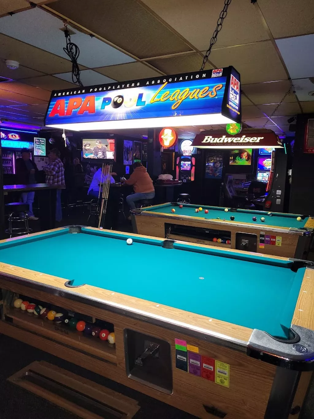 Bourbon Barrel Bar & Grill | Play pool in Decatur, IL | ChalkySticks ...