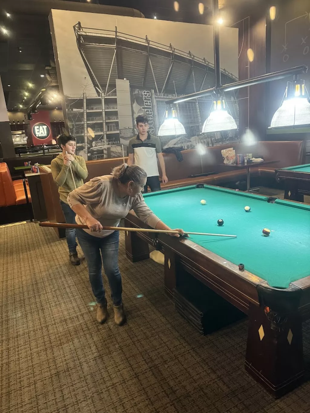 Lucky’s Bar & Grille | Play pool in Pittsburgh, PA | ChalkySticks ...