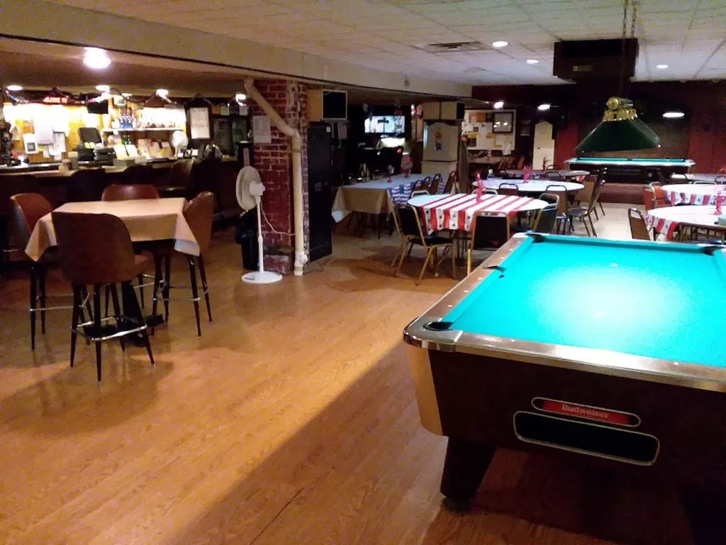 The Van Reed Inn | Play pool in Reading, PA | ChalkySticks - Find, Play ...