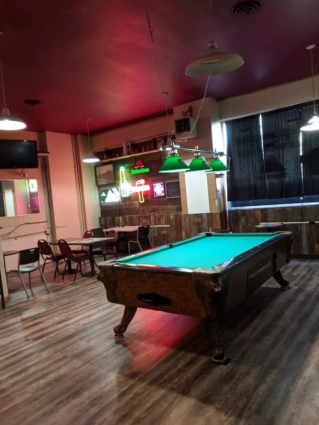 Captains Cabin Bar | Play pool in Coos Bay, OR | ChalkySticks - Find ...