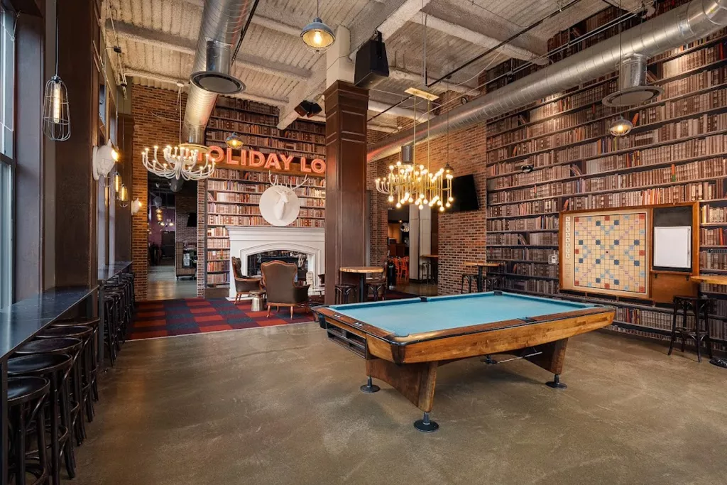 The Boss Bar | Play pool in Chicago, IL | ChalkySticks - Find, Play ...