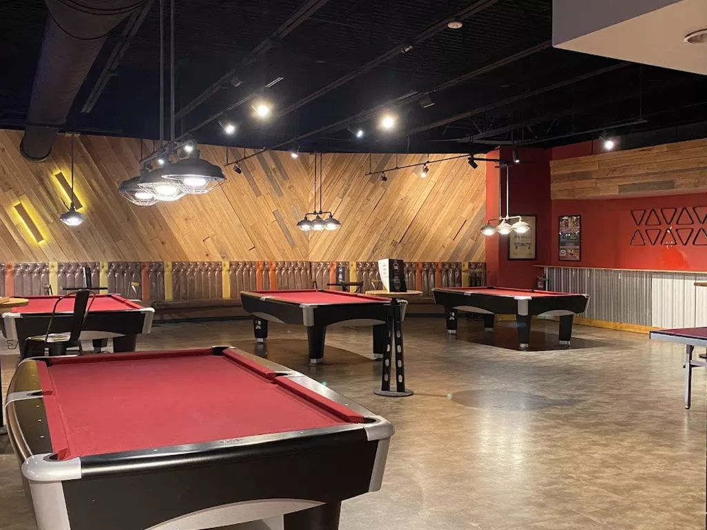 810 Entertainment - Market Common | Play pool in Myrtle Beach, SC ...