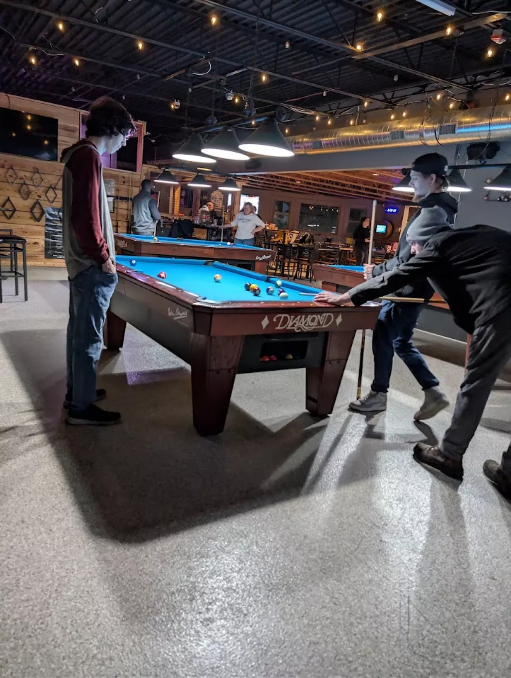 Lucky Strike Holland | Play pool in Holland, MI | ChalkySticks