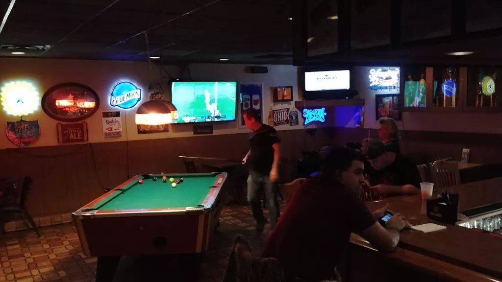 The Rig | Play pool in Warren, OH | ChalkySticks - Find, Play, and ...
