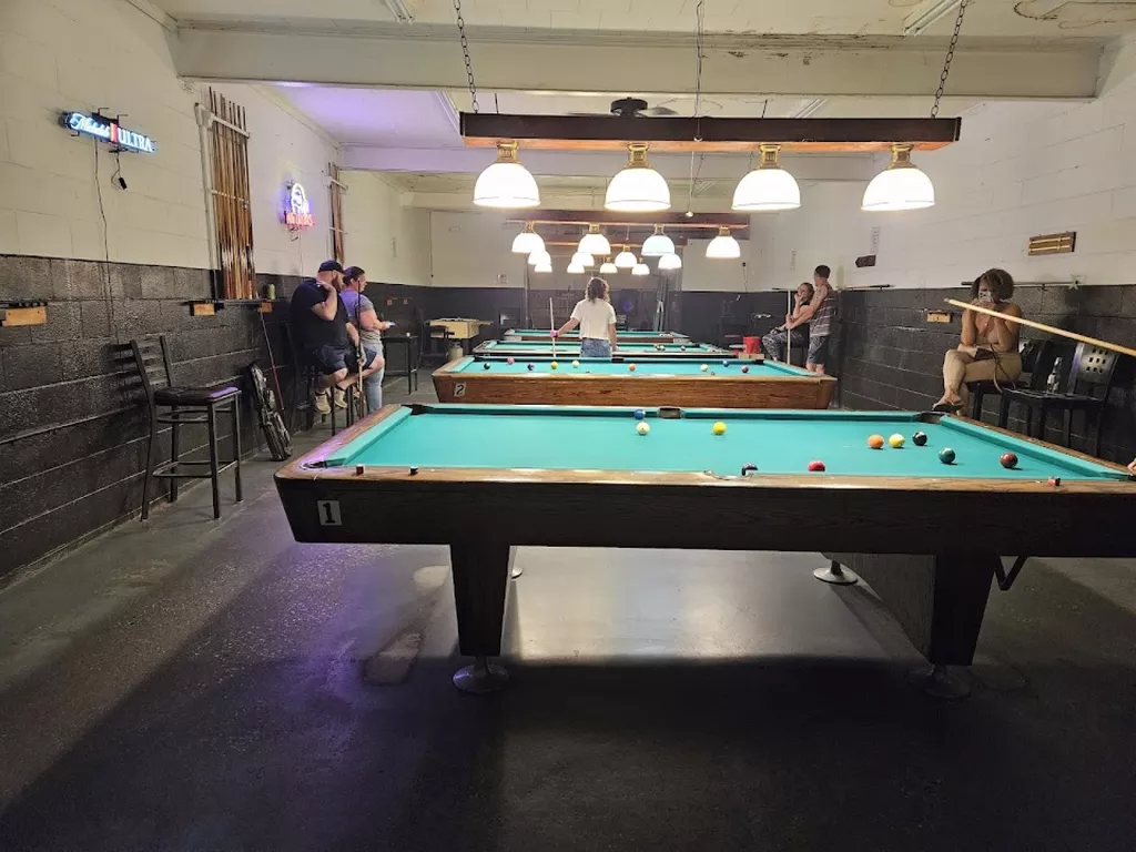 Lucky's Saloon Burlington | Play pool in Burlington, NC | ChalkySticks ...