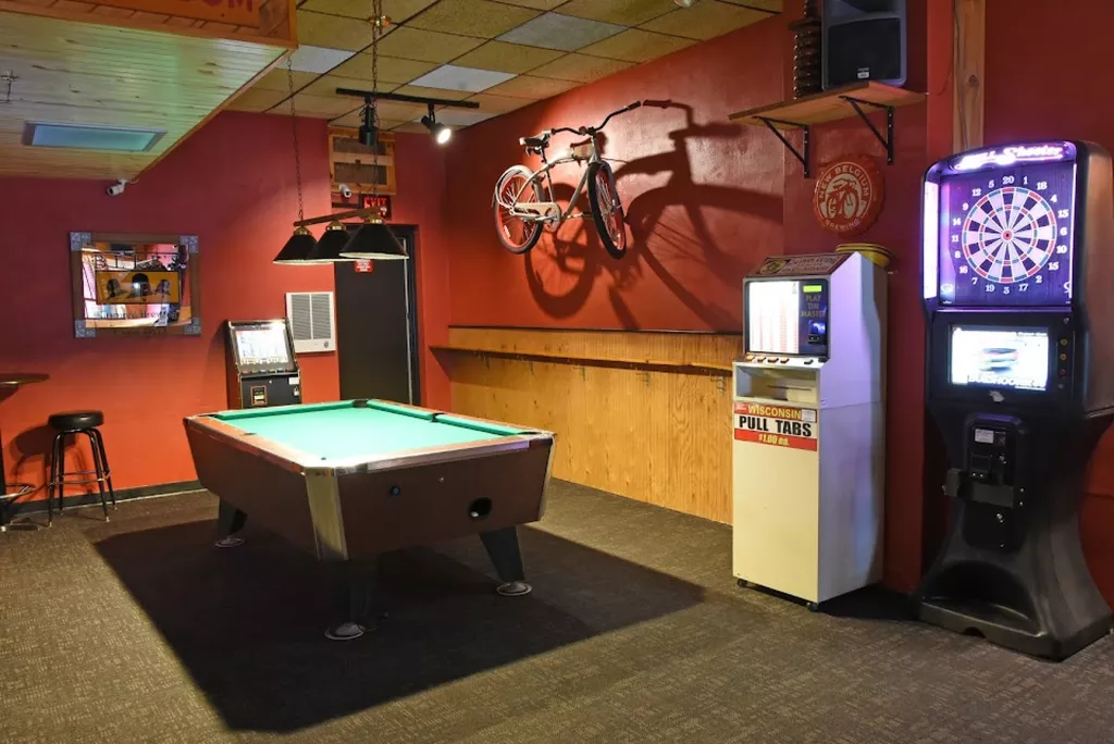 Tomahawk Room | Play pool in Chippewa Falls, WI | ChalkySticks - Find ...