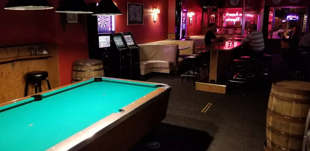 Tomahawk Room | Play pool in Chippewa Falls, WI | ChalkySticks - Find ...