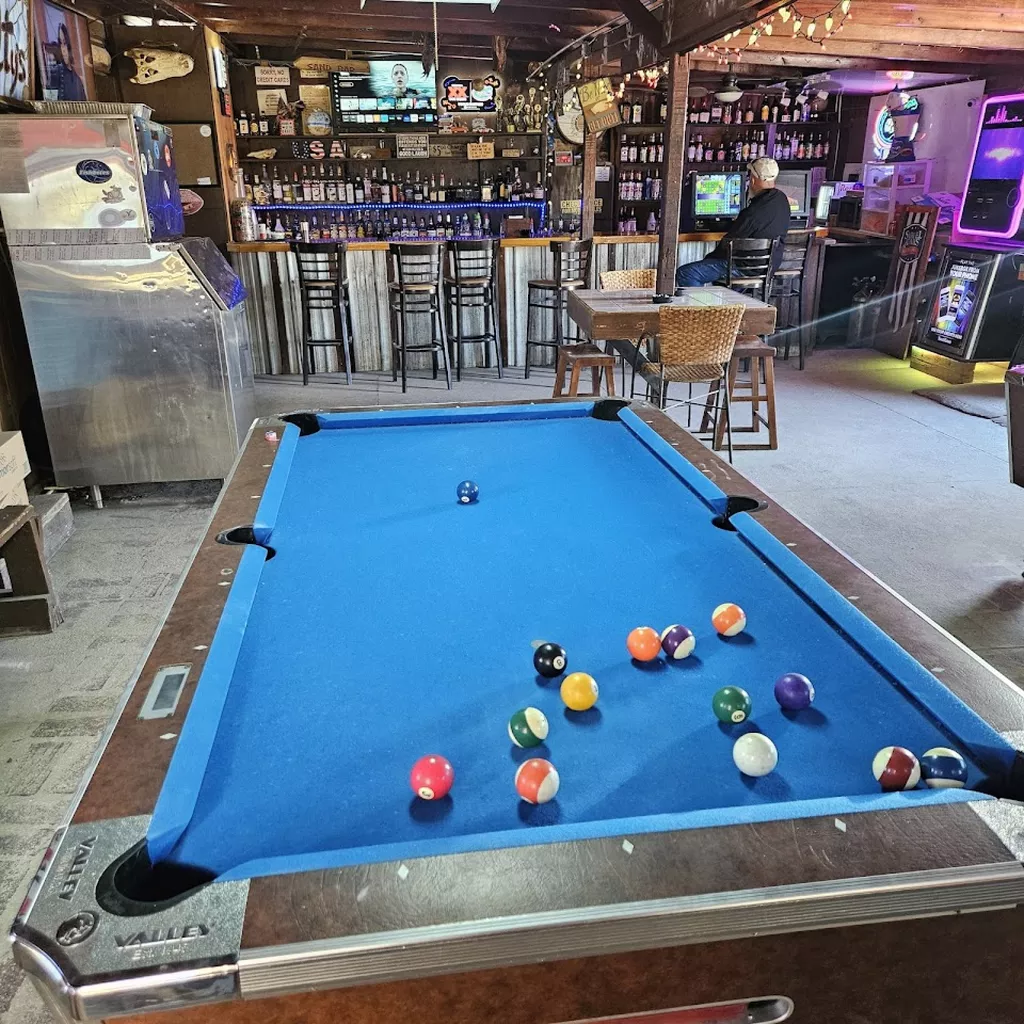 Steamboat Willies Gastro Pub & Bar | Play pool in Palatka, FL ...