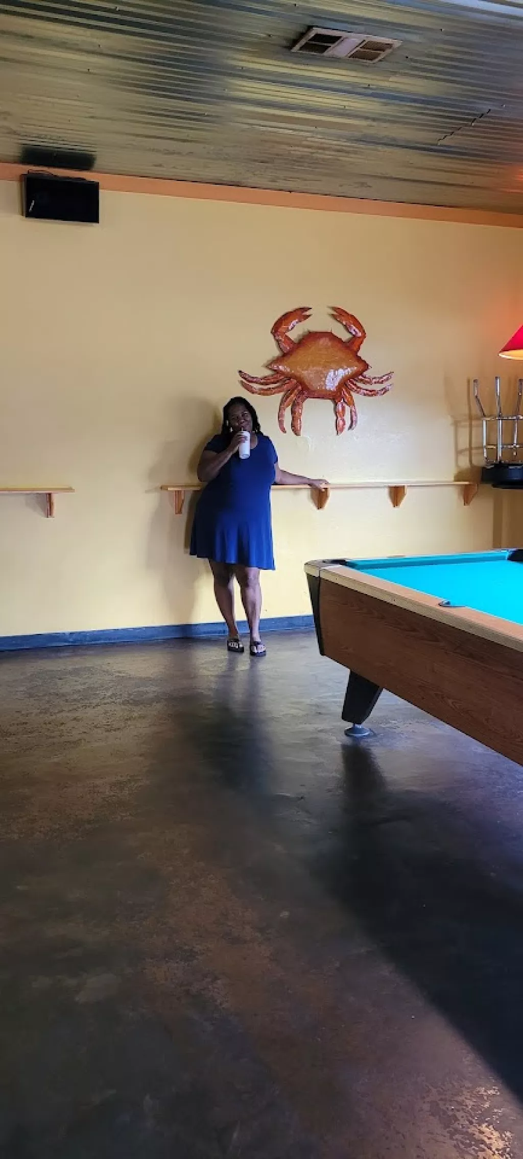 Orangutang's Daiquiris & Bar | Play pool in Gulfport, MS