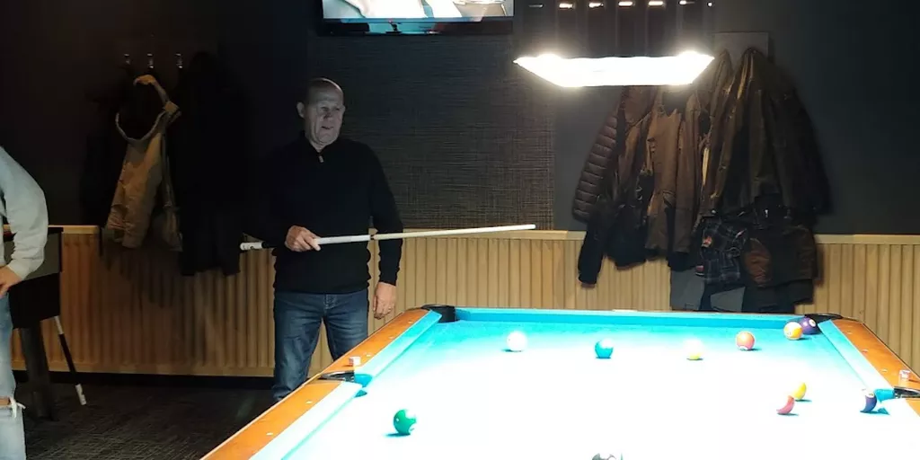Dooly's Valleyfield | Play pool in Salaberry-de-Valleyfield, QC
