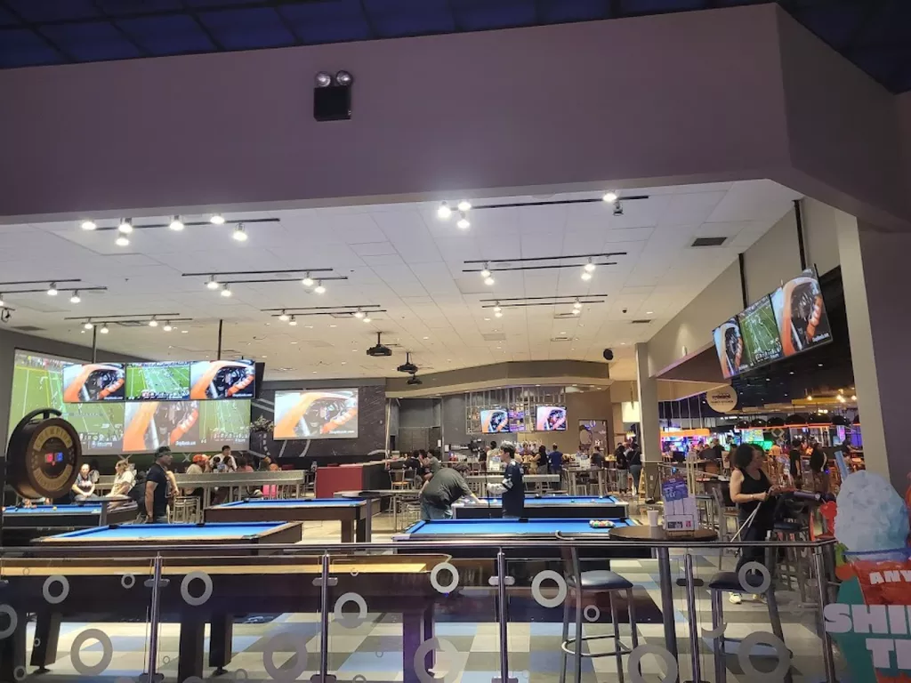 Main Event Webster | Play pool in Webster, TX | ChalkySticks - Find ...