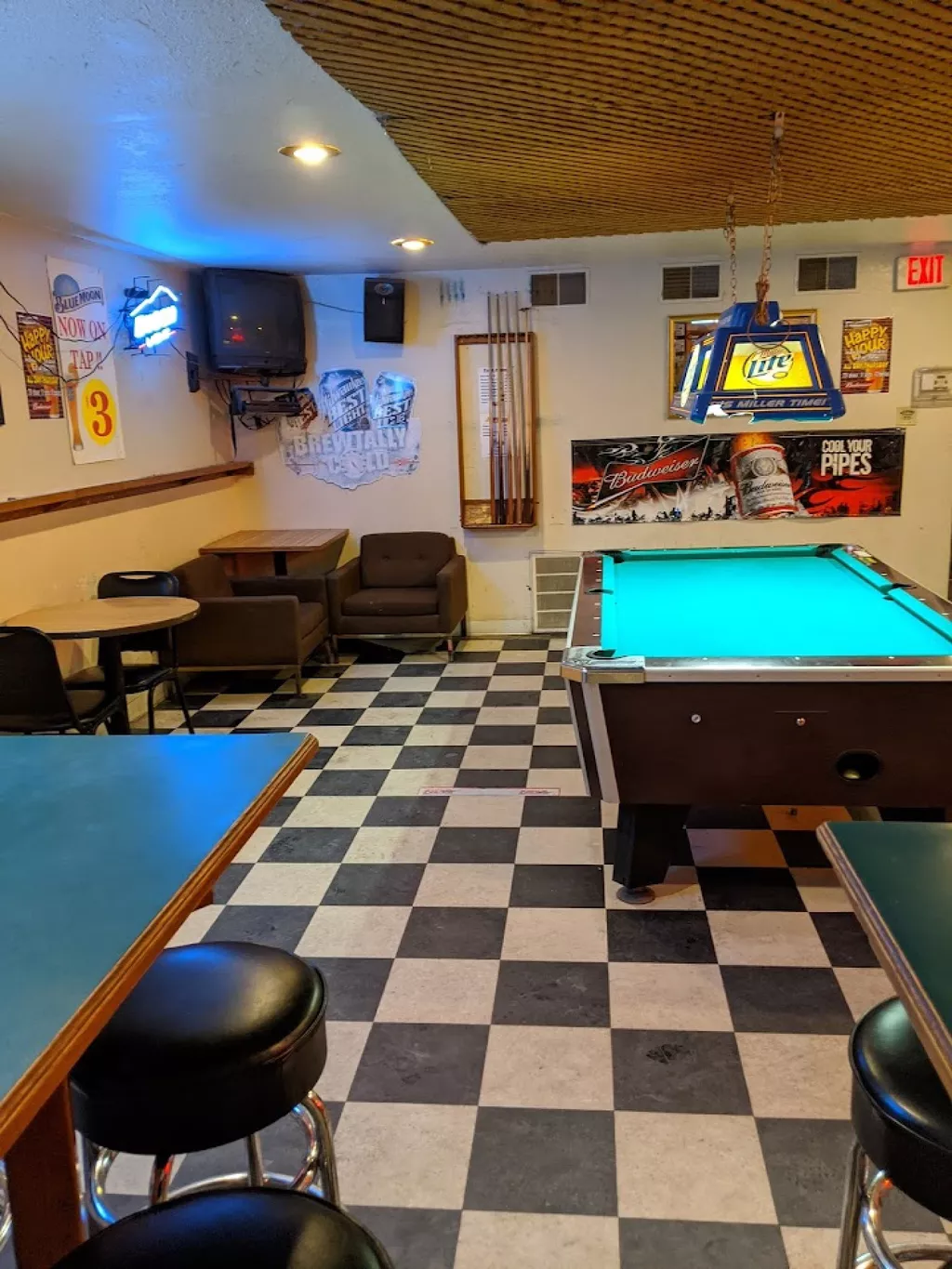 Bootleggers | Play pool in Fort Dodge, IA | ChalkySticks - Find, Play ...