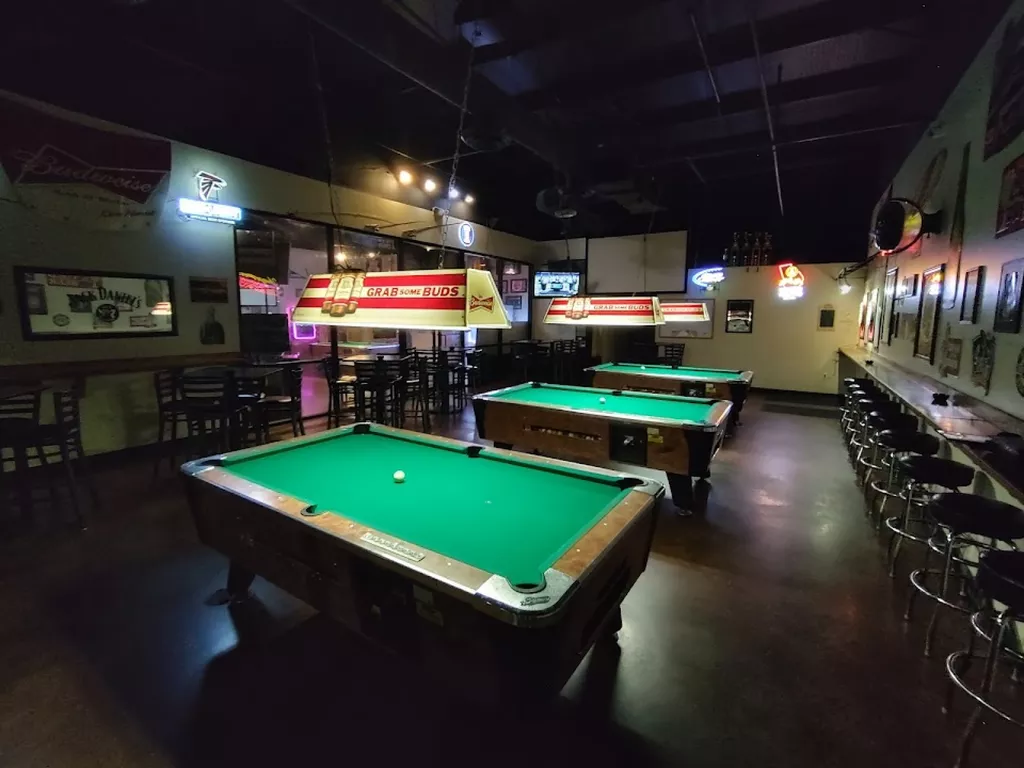 Bench Warmers Sports Grill | Play pool in Stockbridge, GA ...