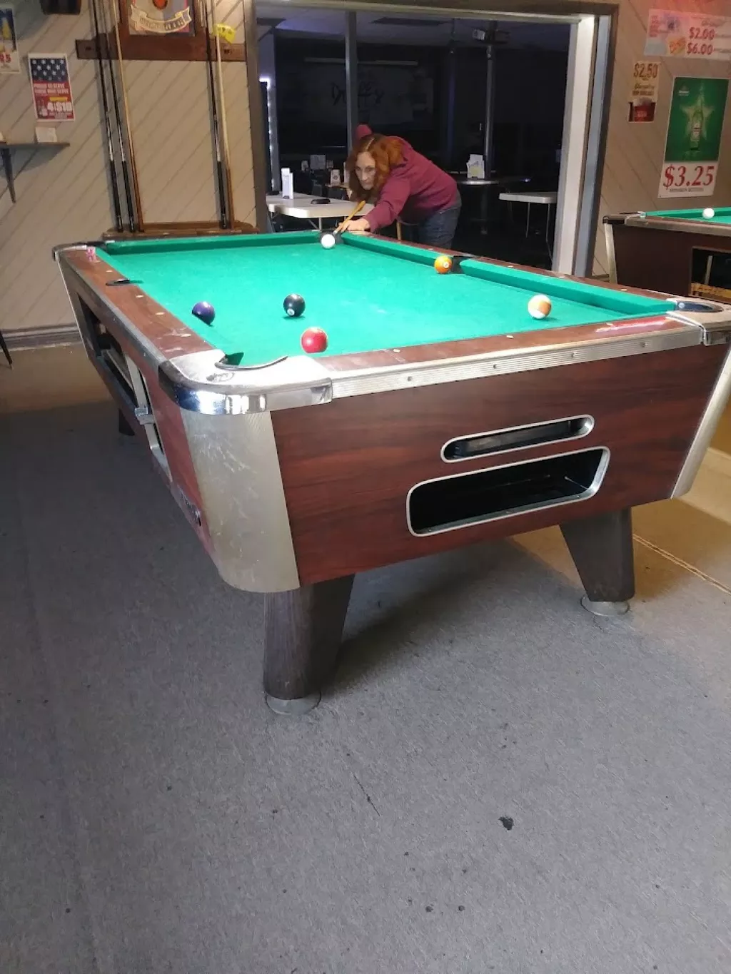 Duff's | Play pool in Columbia City, IN | ChalkySticks - Find, Play ...