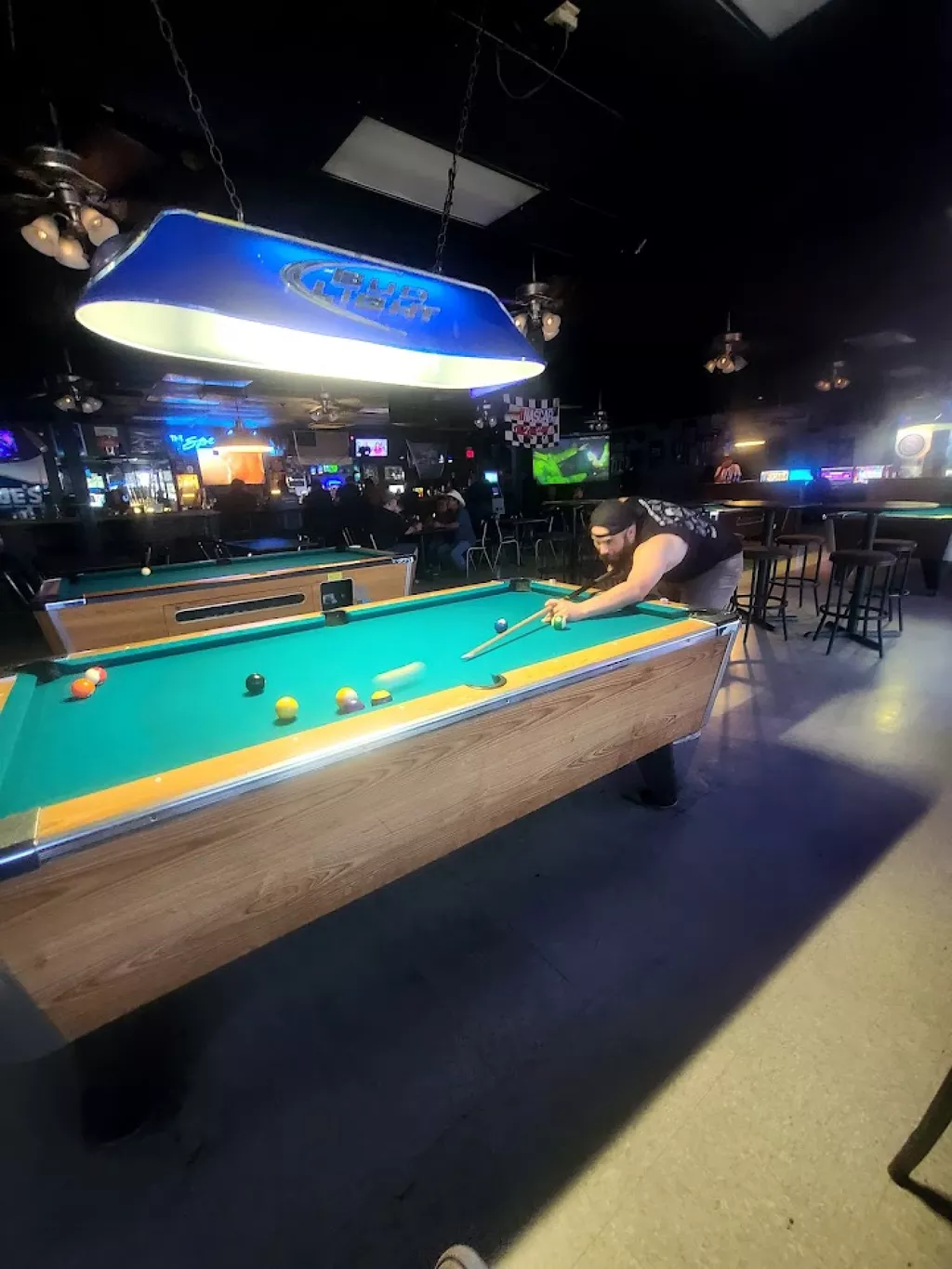 Speedway Sports Bar | Play pool in San Antonio, TX | ChalkySticks ...