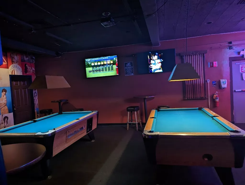 The Jackrabbit Lounge | Play pool in Tucson, AZ | ChalkySticks - Find ...