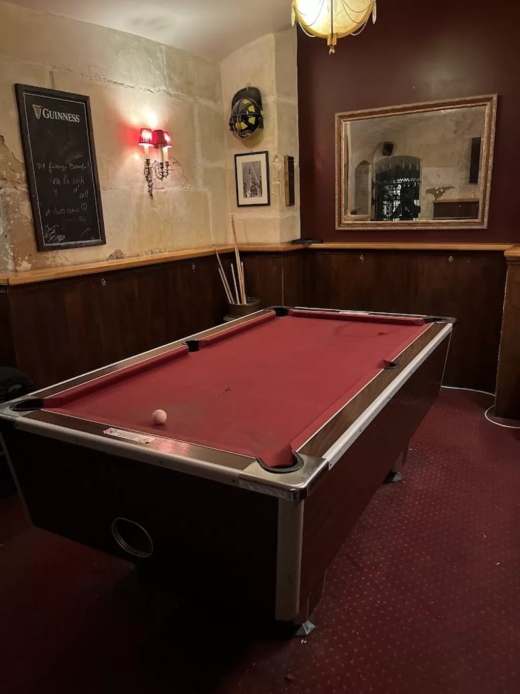 Paris Pool Table Caveau Montpensier | Play pool in Paris, IDF | ChalkySticks - Find ...