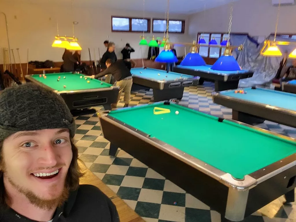 ALLPLaY Family Entertainment Center-Belfast | Play pool in Belfast, ME ...