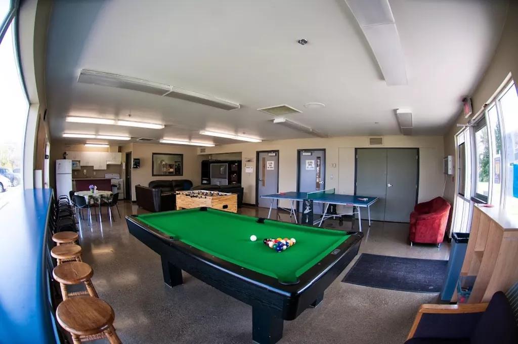 Gordon Head Recreation Centre | Play pool in Victoria, BC ...