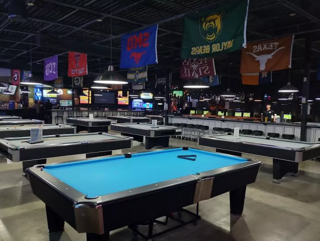 Shooters Billiards & Sports Bar | Play pool in Austin, TX ...